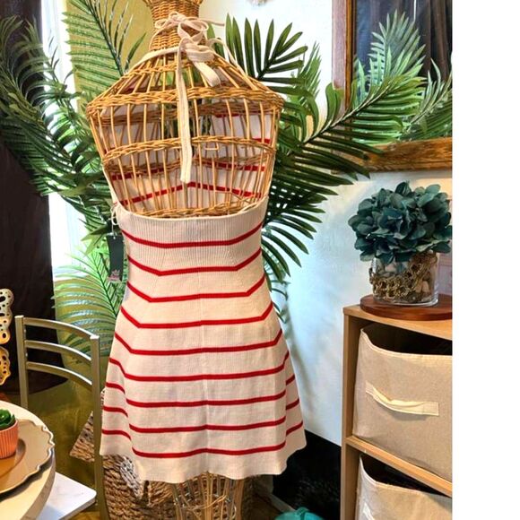 Sleeveless Knit Halter Dress Red White Striped Ribbed Summer Casual Chic M - Picture 8 of 10